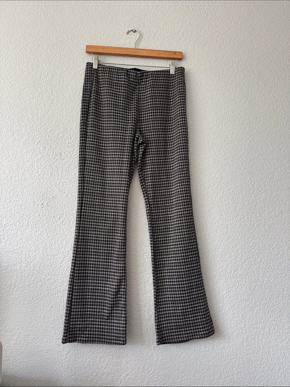 Checked Boot-Cut Women's Ankle Pants in Black and White